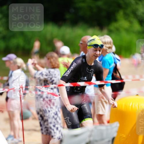 21.06.2026 - 29. Vierlanden-Triathlon LAZAROV Photography http://msf.ph/oto/9865612 21.06.2026 13:11:17 Schwimmen 1120, 1151, 1155, 1157 meine-sportfotos.de