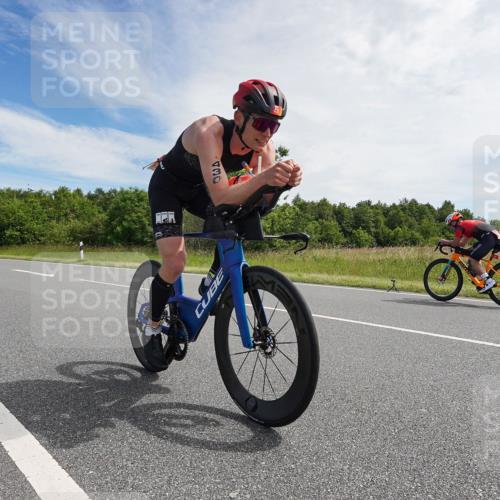 21.06.2026 - Viking Triathlon Michael Burmester http://msf.ph/oto/9865622 21.06.2026 11:17:43 Radfahren 18, 28, 49, 60, 131, 181, 261, 271, 360, 390, 409, 430, 432, 463, 501 meine-sportfotos.de