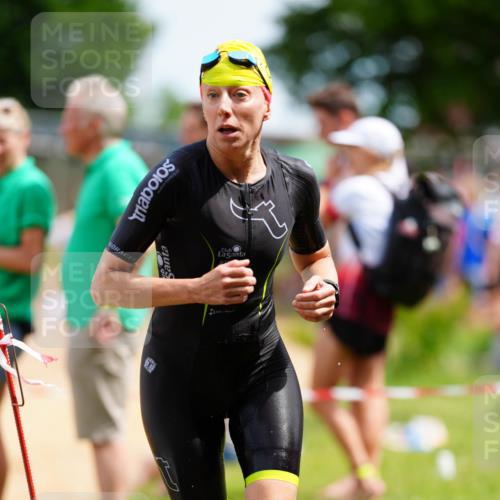 21.06.2026 - 29. Vierlanden-Triathlon LAZAROV Photography http://msf.ph/oto/9865628 21.06.2026 13:11:22 Schwimmen 1151, 1155, 1157, 1158 meine-sportfotos.de
