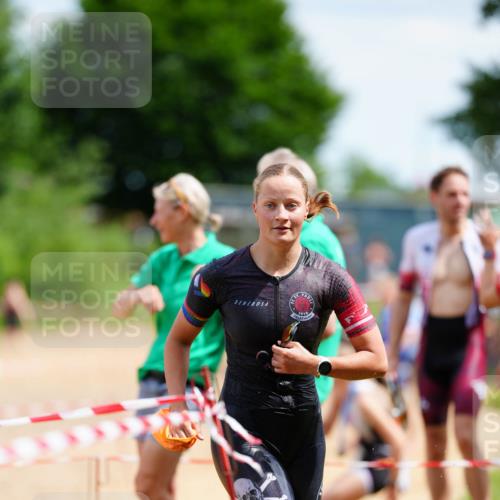 21.06.2026 - 29. Vierlanden-Triathlon LAZAROV Photography http://msf.ph/oto/9865651 21.06.2026 13:11:36 Schwimmen 1122, 1128, 1150, 1156, 1158, 1164, 1166 meine-sportfotos.de