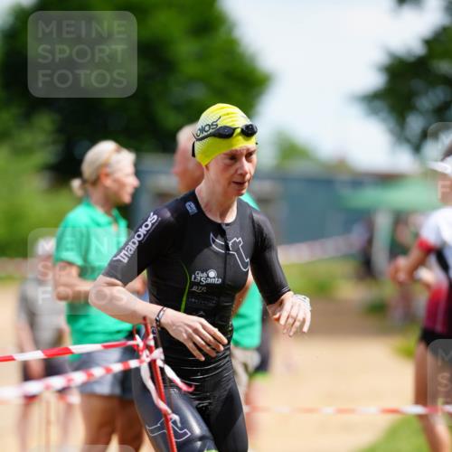21.06.2026 - 29. Vierlanden-Triathlon LAZAROV Photography http://msf.ph/oto/9865697 21.06.2026 13:12:04 Schwimmen 1115, 1153, 1159 meine-sportfotos.de