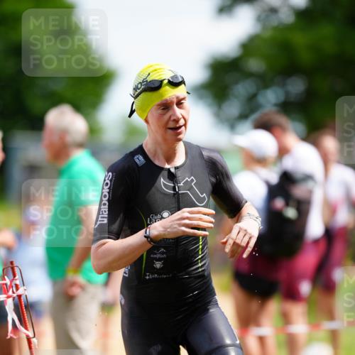 21.06.2026 - 29. Vierlanden-Triathlon LAZAROV Photography http://msf.ph/oto/9865699 21.06.2026 13:12:04 Schwimmen 1115, 1153, 1159 meine-sportfotos.de