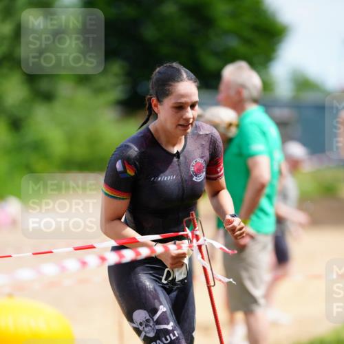 21.06.2026 - 29. Vierlanden-Triathlon LAZAROV Photography http://msf.ph/oto/9865706 21.06.2026 13:12:09 Schwimmen 1115, 1152, 1153, 1159 meine-sportfotos.de