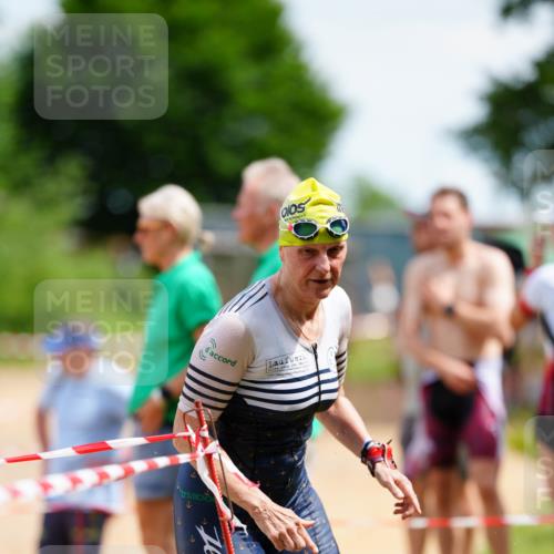 21.06.2026 - 29. Vierlanden-Triathlon LAZAROV Photography http://msf.ph/oto/9865727 21.06.2026 13:12:17 Schwimmen 1152, 1159 meine-sportfotos.de