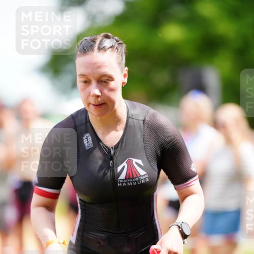 21.06.2026 - 29. Vierlanden-Triathlon LAZAROV Photography http://msf.ph/oto/9865745 21.06.2026 13:12:31 Schwimmen 1107, 1112, 1163 meine-sportfotos.de