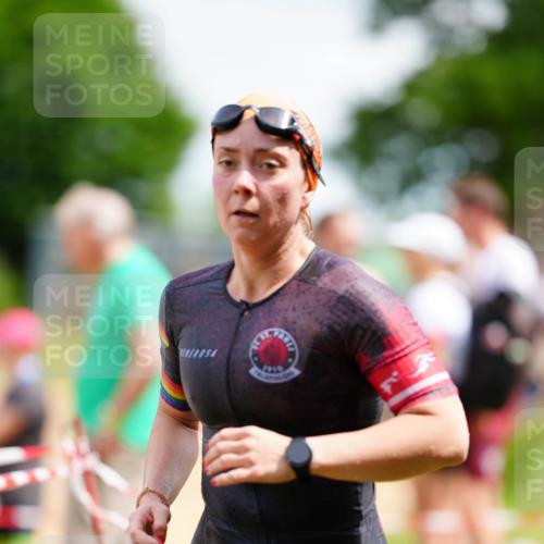 21.06.2026 - 29. Vierlanden-Triathlon LAZAROV Photography http://msf.ph/oto/9865754 21.06.2026 13:12:33 Schwimmen 1107, 1112, 1162, 1163 meine-sportfotos.de