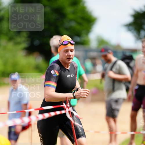 21.06.2026 - 29. Vierlanden-Triathlon LAZAROV Photography http://msf.ph/oto/9865756 21.06.2026 13:12:36 Schwimmen 1107, 1112, 1162, 1163 meine-sportfotos.de