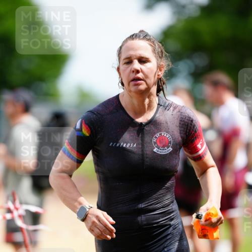 21.06.2026 - 29. Vierlanden-Triathlon LAZAROV Photography http://msf.ph/oto/9865769 21.06.2026 13:12:44 Schwimmen 1119, 1162 meine-sportfotos.de