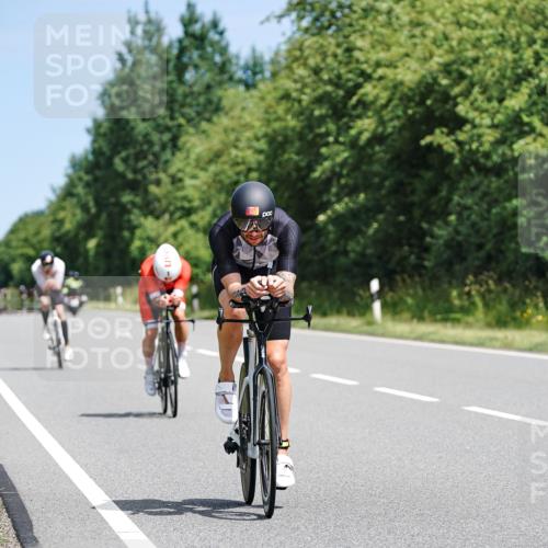 21.06.2026 - Viking Triathlon Michael Burmester http://msf.ph/oto/9865774 21.06.2026 12:01:08 Radfahren 30, 43, 82, 155, 170, 260, 260, 323, 343, 390, 391, 472, 548, 554, 555, 646 meine-sportfotos.de