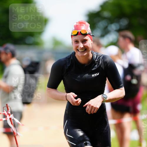 21.06.2026 - 29. Vierlanden-Triathlon LAZAROV Photography http://msf.ph/oto/9865800 21.06.2026 13:13:20 Schwimmen 1106, 1109, 1143 meine-sportfotos.de