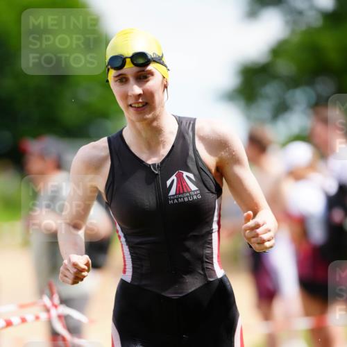 21.06.2026 - 29. Vierlanden-Triathlon LAZAROV Photography http://msf.ph/oto/9865809 21.06.2026 13:13:22 Schwimmen 1106, 1109 meine-sportfotos.de