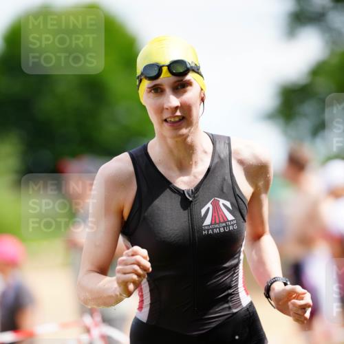 21.06.2026 - 29. Vierlanden-Triathlon LAZAROV Photography http://msf.ph/oto/9865811 21.06.2026 13:13:23 Schwimmen 1106, 1109 meine-sportfotos.de