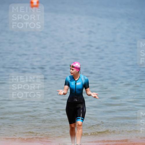 21.06.2026 - 29. Vierlanden-Triathlon LAZAROV Photography http://msf.ph/oto/9865813 21.06.2026 13:14:17 Schwimmen 1142, 1144 meine-sportfotos.de