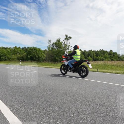 21.06.2026 - Viking Triathlon Michael Burmester http://msf.ph/oto/9865822 21.06.2026 11:20:01 Radfahren 30, 115, 115, 249, 250, 250, 257, 297, 323, 332, 343, 625 meine-sportfotos.de