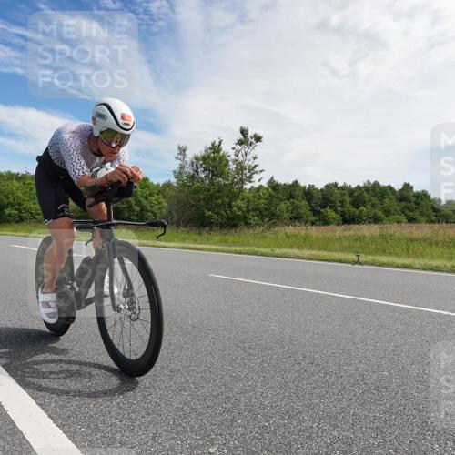 21.06.2026 - Viking Triathlon Michael Burmester http://msf.ph/oto/9865831 21.06.2026 11:20:09 Radfahren 98, 115, 126, 238, 249, 250, 257, 343, 532, 625 meine-sportfotos.de