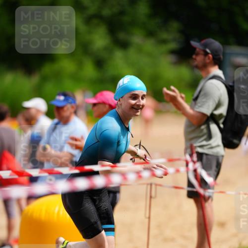 21.06.2026 - 29. Vierlanden-Triathlon LAZAROV Photography http://msf.ph/oto/9865850 21.06.2026 13:15:03 Schwimmen 1137, 1160 meine-sportfotos.de