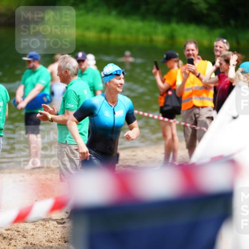 21.06.2026 - 29. Vierlanden-Triathlon LAZAROV Photography http://msf.ph/oto/9865880 21.06.2026 13:16:05 Schwimmen 1141 meine-sportfotos.de