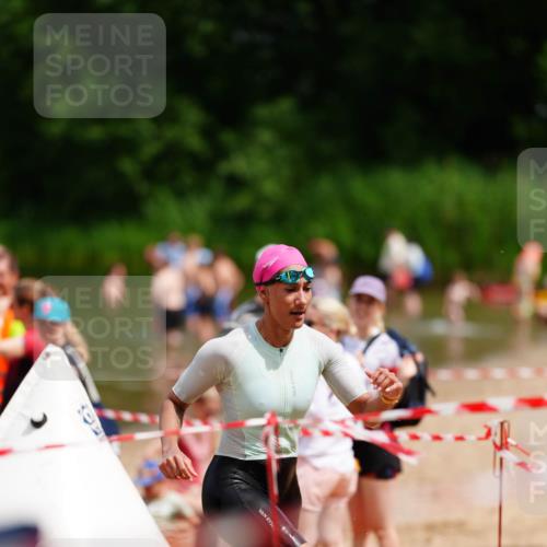 21.06.2026 - 29. Vierlanden-Triathlon LAZAROV Photography http://msf.ph/oto/9865908 21.06.2026 13:16:22 Schwimmen 1104 meine-sportfotos.de