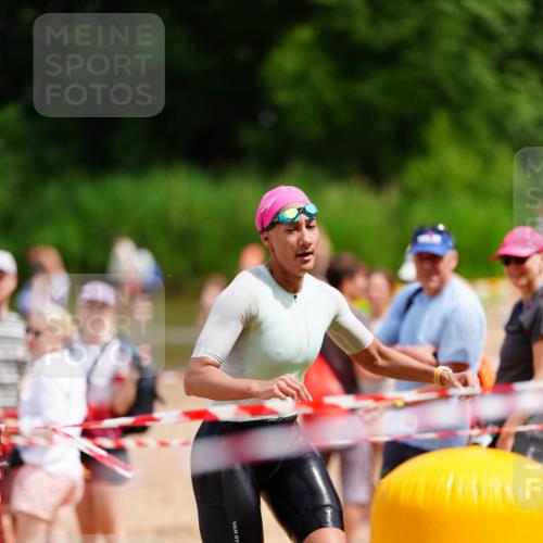 21.06.2026 - 29. Vierlanden-Triathlon LAZAROV Photography http://msf.ph/oto/9865910 21.06.2026 13:16:22 Schwimmen 1104 meine-sportfotos.de