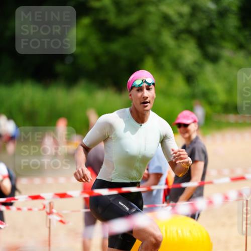 21.06.2026 - 29. Vierlanden-Triathlon LAZAROV Photography http://msf.ph/oto/9865912 21.06.2026 13:16:22 Schwimmen 1104 meine-sportfotos.de