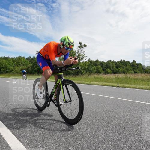 21.06.2026 - Viking Triathlon Michael Burmester http://msf.ph/oto/9865914 21.06.2026 11:20:43 Radfahren 100, 102, 170, 200, 237, 391, 404, 498, 561, 568 meine-sportfotos.de
