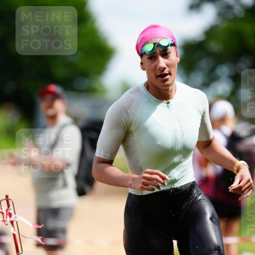 21.06.2026 - 29. Vierlanden-Triathlon LAZAROV Photography http://msf.ph/oto/9865919 21.06.2026 13:16:23 Schwimmen 1104 meine-sportfotos.de