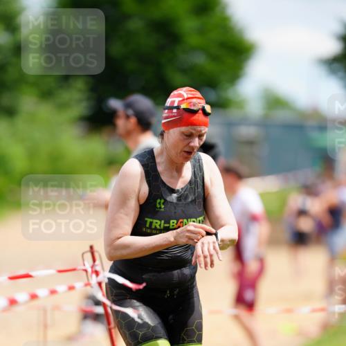 21.06.2026 - 29. Vierlanden-Triathlon LAZAROV Photography http://msf.ph/oto/9865928 21.06.2026 13:18:23 Schwimmen 1125 meine-sportfotos.de