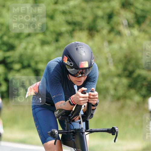 21.06.2026 - Viking Triathlon Michael Burmester http://msf.ph/oto/9865945 21.06.2026 12:02:46 Radfahren 17, 46, 57, 100, 119, 127, 144, 169, 280, 395, 425, 445, 527, 561, 644, 658, 661 meine-sportfotos.de
