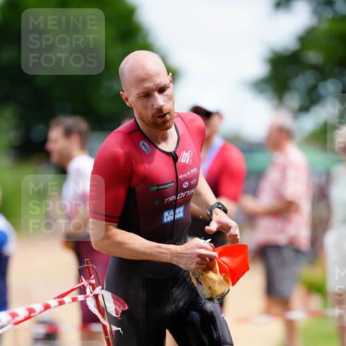 21.06.2026 - 29. Vierlanden-Triathlon LAZAROV Photography http://msf.ph/oto/9865978 21.06.2026 13:23:41 Schwimmen 1197, 1218, 1220 meine-sportfotos.de