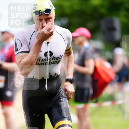 21.06.2026 - 29. Vierlanden-Triathlon LAZAROV Photography http://msf.ph/oto/9866027 21.06.2026 13:24:18 Schwimmen 1094, 1187, 1195, 1221 meine-sportfotos.de