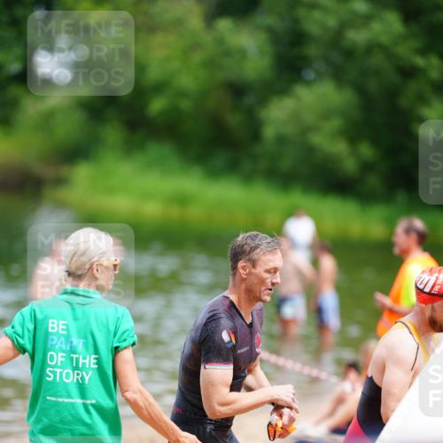 21.06.2026 - 29. Vierlanden-Triathlon LAZAROV Photography http://msf.ph/oto/9866038 21.06.2026 13:24:25 Schwimmen 1094, 1221 meine-sportfotos.de