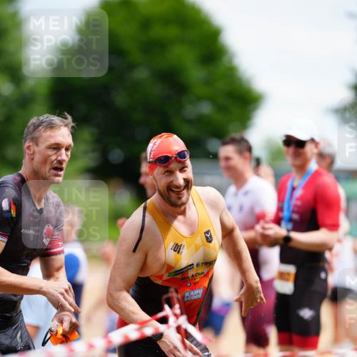 21.06.2026 - 29. Vierlanden-Triathlon LAZAROV Photography http://msf.ph/oto/9866042 21.06.2026 13:24:27 Schwimmen 1094, 1221 meine-sportfotos.de