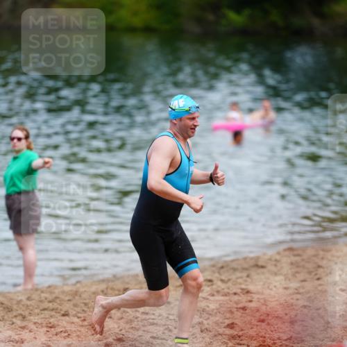 21.06.2026 - 29. Vierlanden-Triathlon LAZAROV Photography http://msf.ph/oto/9866053 21.06.2026 13:24:58 Schwimmen 1180, 1216 meine-sportfotos.de