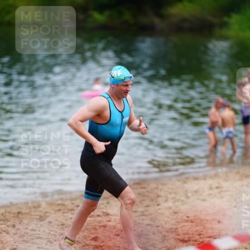 21.06.2026 - 29. Vierlanden-Triathlon LAZAROV Photography http://msf.ph/oto/9866055 21.06.2026 13:24:58 Schwimmen 1180, 1216 meine-sportfotos.de