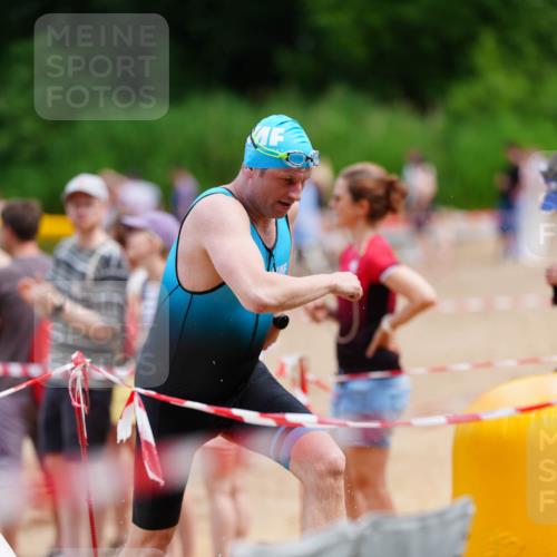 21.06.2026 - 29. Vierlanden-Triathlon LAZAROV Photography http://msf.ph/oto/9866062 21.06.2026 13:25:00 Schwimmen 1180, 1216 meine-sportfotos.de