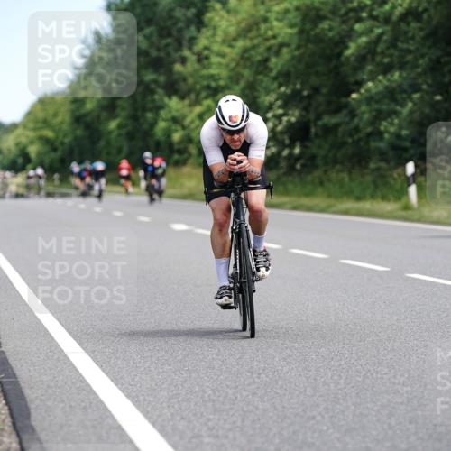 21.06.2026 - Viking Triathlon Michael Burmester http://msf.ph/oto/9866089 21.06.2026 12:03:36 Radfahren 66, 101, 176, 194, 247, 257, 261, 270, 271, 287, 331, 426, 463, 475, 565, 606 meine-sportfotos.de