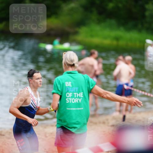 21.06.2026 - 29. Vierlanden-Triathlon LAZAROV Photography http://msf.ph/oto/9866091 21.06.2026 13:25:24 Schwimmen 1200, 1217 meine-sportfotos.de
