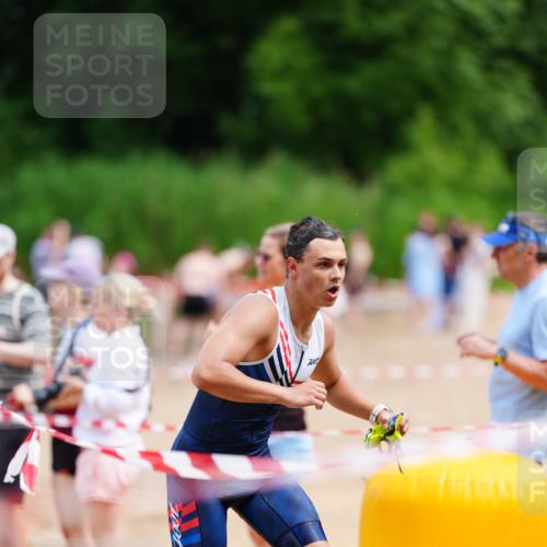 21.06.2026 - 29. Vierlanden-Triathlon LAZAROV Photography http://msf.ph/oto/9866093 21.06.2026 13:25:26 Schwimmen 1200, 1217 meine-sportfotos.de