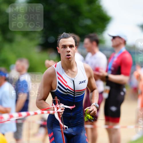 21.06.2026 - 29. Vierlanden-Triathlon LAZAROV Photography http://msf.ph/oto/9866097 21.06.2026 13:25:27 Schwimmen 1099, 1198, 1200, 1217 meine-sportfotos.de