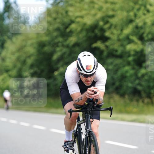 21.06.2026 - Viking Triathlon Michael Burmester http://msf.ph/oto/9866102 21.06.2026 12:03:37 Radfahren 66, 101, 176, 194, 247, 257, 261, 270, 271, 287, 331, 426, 463, 475, 565, 606 meine-sportfotos.de