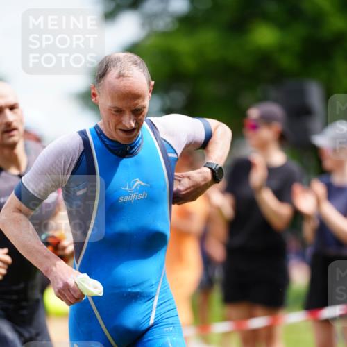 21.06.2026 - 29. Vierlanden-Triathlon LAZAROV Photography http://msf.ph/oto/9866113 21.06.2026 13:25:37 Schwimmen 1097, 1099, 1192, 1198 meine-sportfotos.de