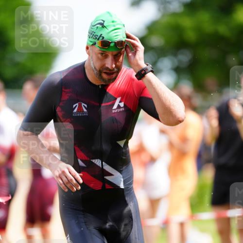 21.06.2026 - 29. Vierlanden-Triathlon LAZAROV Photography http://msf.ph/oto/9866124 21.06.2026 13:25:47 Schwimmen 1192 meine-sportfotos.de