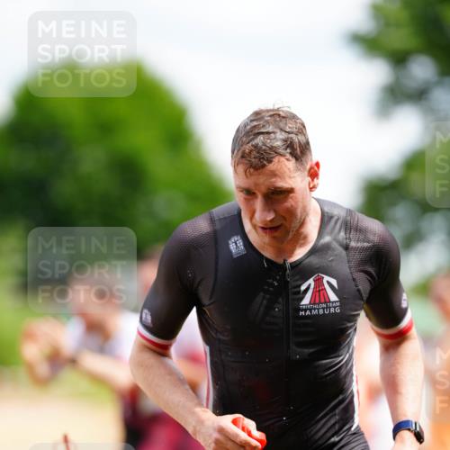 21.06.2026 - 29. Vierlanden-Triathlon LAZAROV Photography http://msf.ph/oto/9866151 21.06.2026 13:26:09 Schwimmen 1100, 1177, 1194, 1196, 1203, 1213, 1225 meine-sportfotos.de
