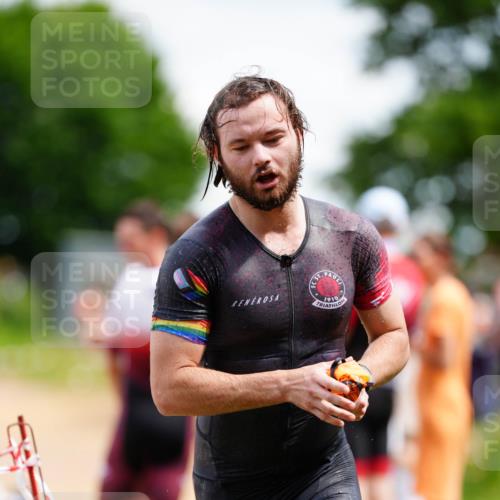 21.06.2026 - 29. Vierlanden-Triathlon LAZAROV Photography http://msf.ph/oto/9866170 21.06.2026 13:26:19 Schwimmen 1100, 1196, 1201, 1203, 1209, 1225 meine-sportfotos.de