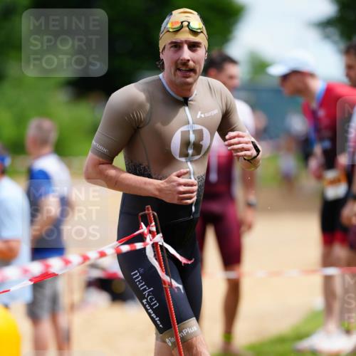 21.06.2026 - 29. Vierlanden-Triathlon LAZAROV Photography http://msf.ph/oto/9866188 21.06.2026 13:26:41 Schwimmen 1167, 1184, 1185 meine-sportfotos.de