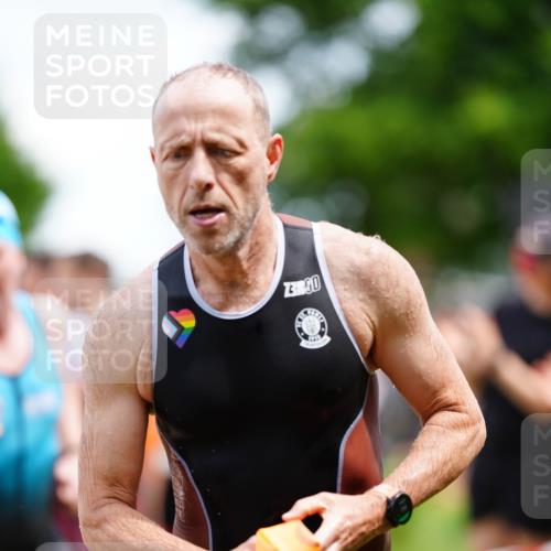 21.06.2026 - 29. Vierlanden-Triathlon LAZAROV Photography http://msf.ph/oto/9866226 21.06.2026 13:27:00 Schwimmen 1102, 1172, 1175, 1178, 1183, 1186, 1188, 1190, 1212, 1227 meine-sportfotos.de