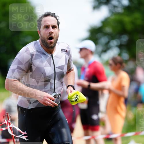 21.06.2026 - 29. Vierlanden-Triathlon LAZAROV Photography http://msf.ph/oto/9866262 21.06.2026 13:27:21 Schwimmen 1095, 1171, 1174, 1199, 1224 meine-sportfotos.de