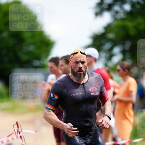 21.06.2026 - 29. Vierlanden-Triathlon LAZAROV Photography http://msf.ph/oto/9866290 21.06.2026 13:27:36 Schwimmen 1168, 1171, 1202, 1210, 1226 meine-sportfotos.de
