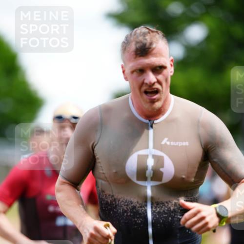 21.06.2026 - 29. Vierlanden-Triathlon LAZAROV Photography http://msf.ph/oto/9866301 21.06.2026 13:27:43 Schwimmen 1168, 1193, 1202, 1210, 1226 meine-sportfotos.de