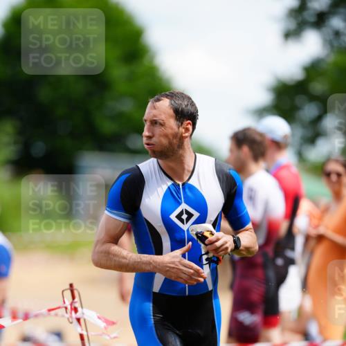 21.06.2026 - 29. Vierlanden-Triathlon LAZAROV Photography http://msf.ph/oto/9866309 21.06.2026 13:28:08 Schwimmen 1170, 1204 meine-sportfotos.de